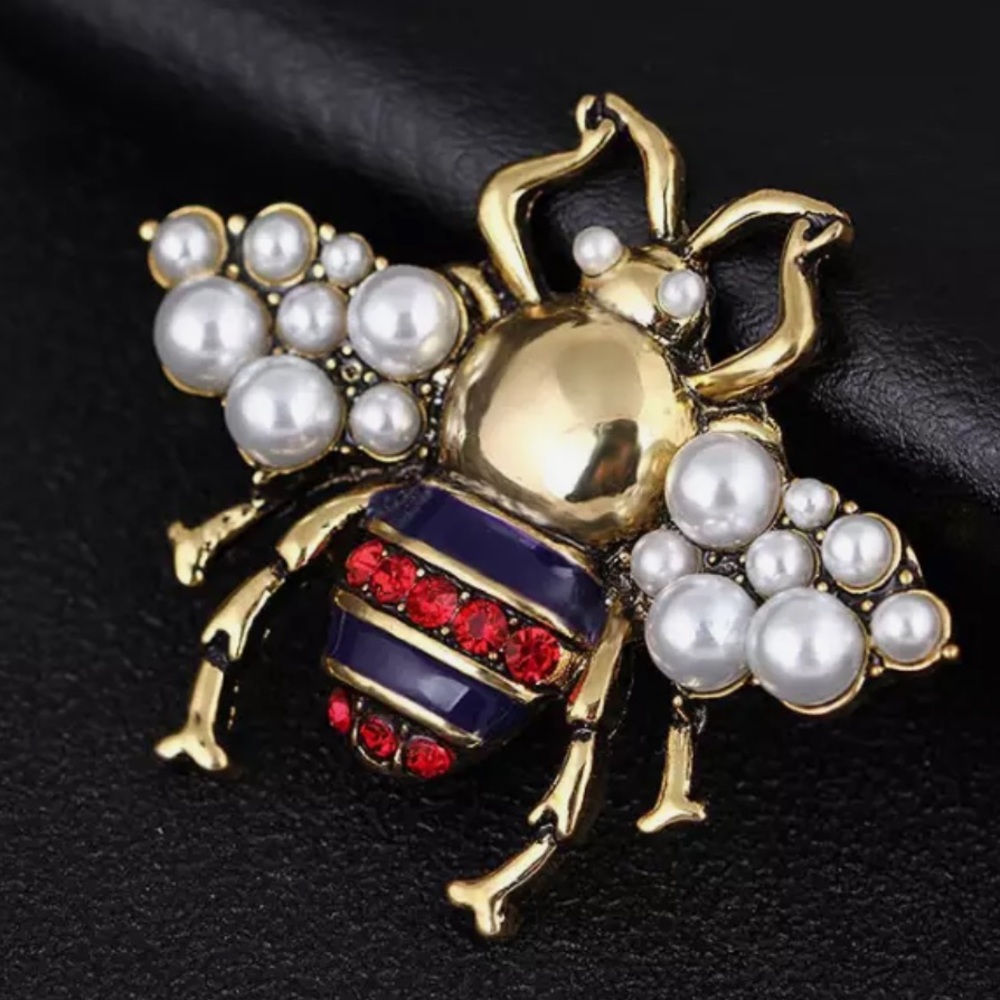 🎉New Fashion Pearl Bee Gold Bronze Color Brooch Pin - Picture 10 of 11